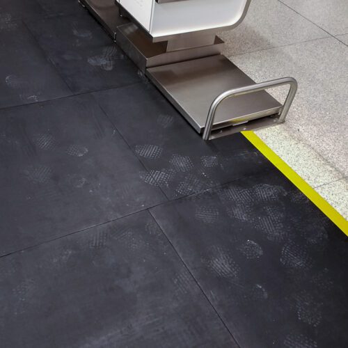 smartcells-case-study-american-airlines-indy (5 of 6)